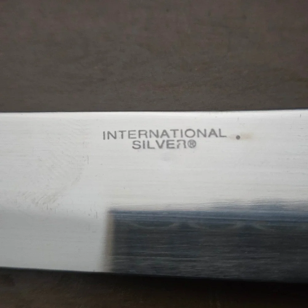 Vtg International Silver Co Floral Repousse Carving Set Knife and Fork